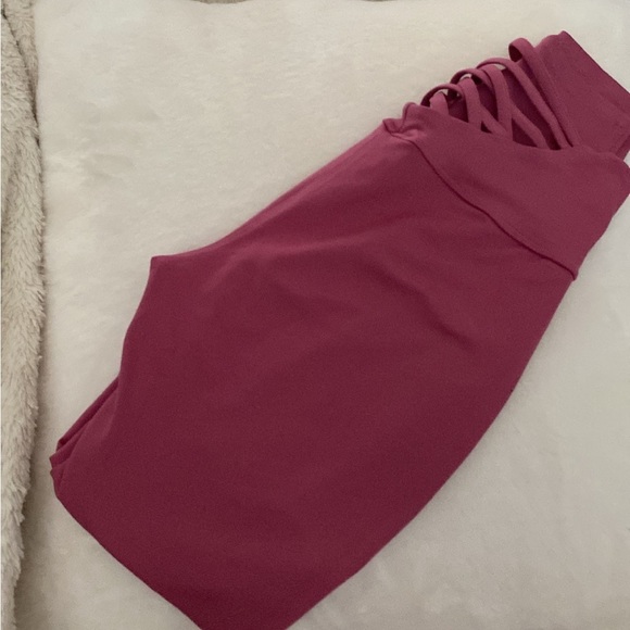 Bombshell, sportswear, pink strap he back leggings - Picture 3 of 3